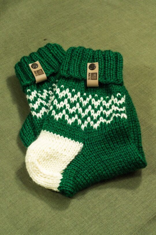 В'язані шкарпетки зелені