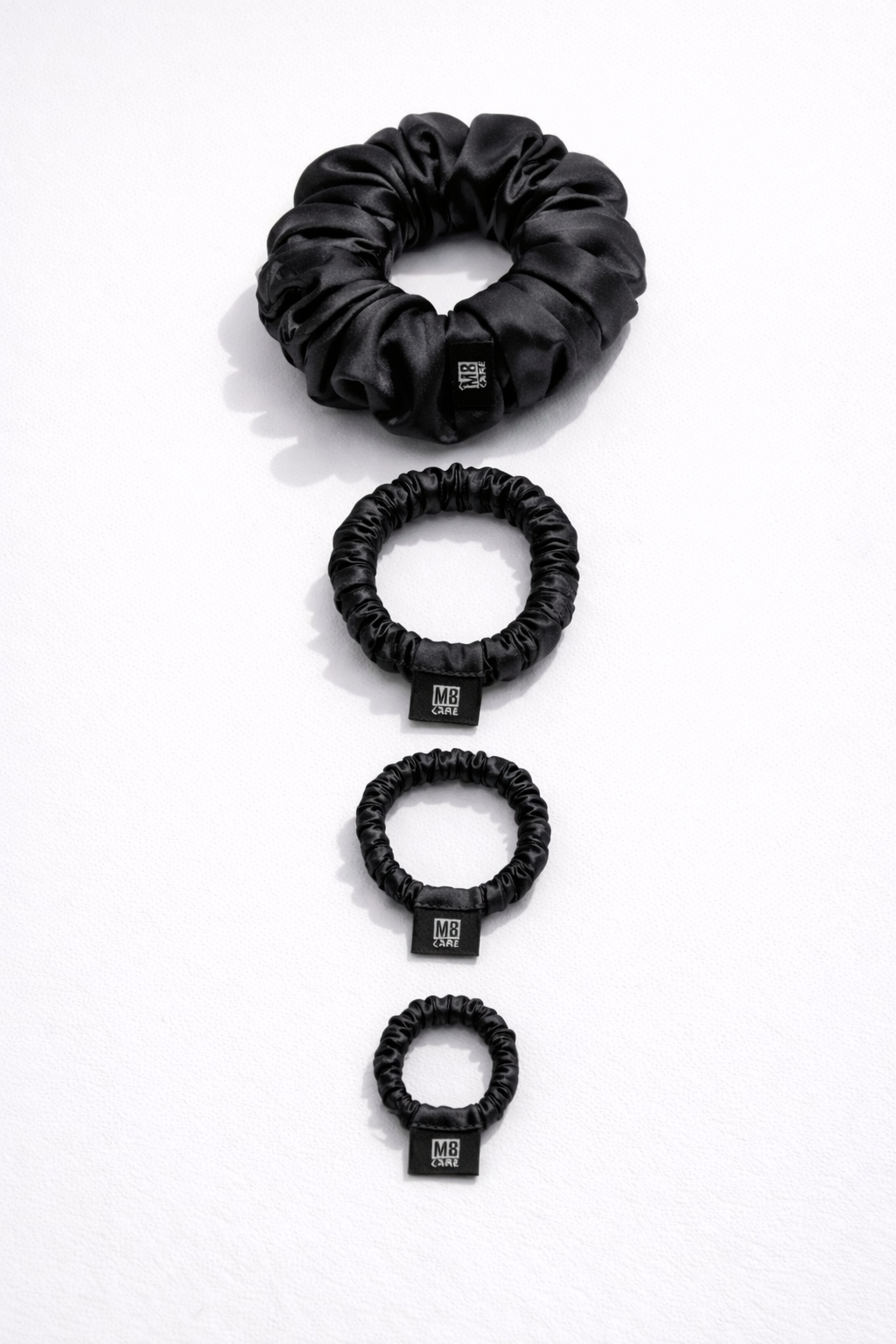 Шовкова резинка Black Mulberry Шовкова резинка Black Mulberry